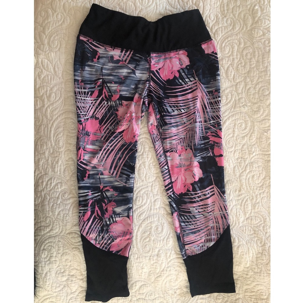 RBX Cropped Pink Floral Leggings Size Small